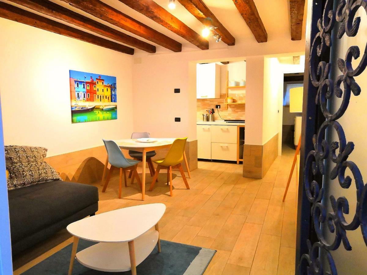 Appartamento Alcova Venesia Bagian luar foto